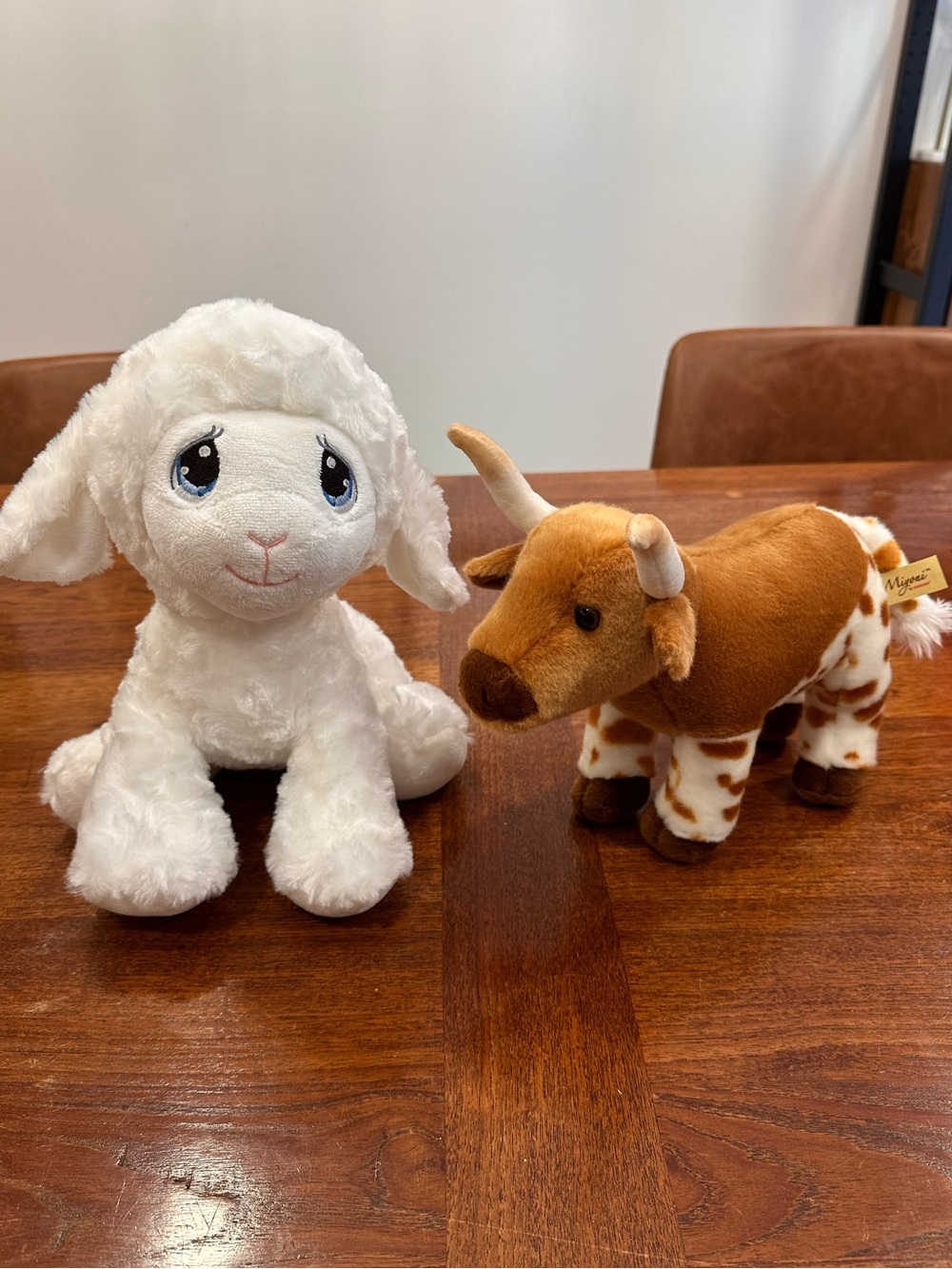 EUC/New Aurora World Toys Precious Moments Luffie Lamb & Miyoni Longhorn Cow